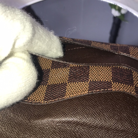 AUTHENTIC “RARE” VINTAGE DOUBLE SNAP DAMIER WALLET - Picture 15 of 16